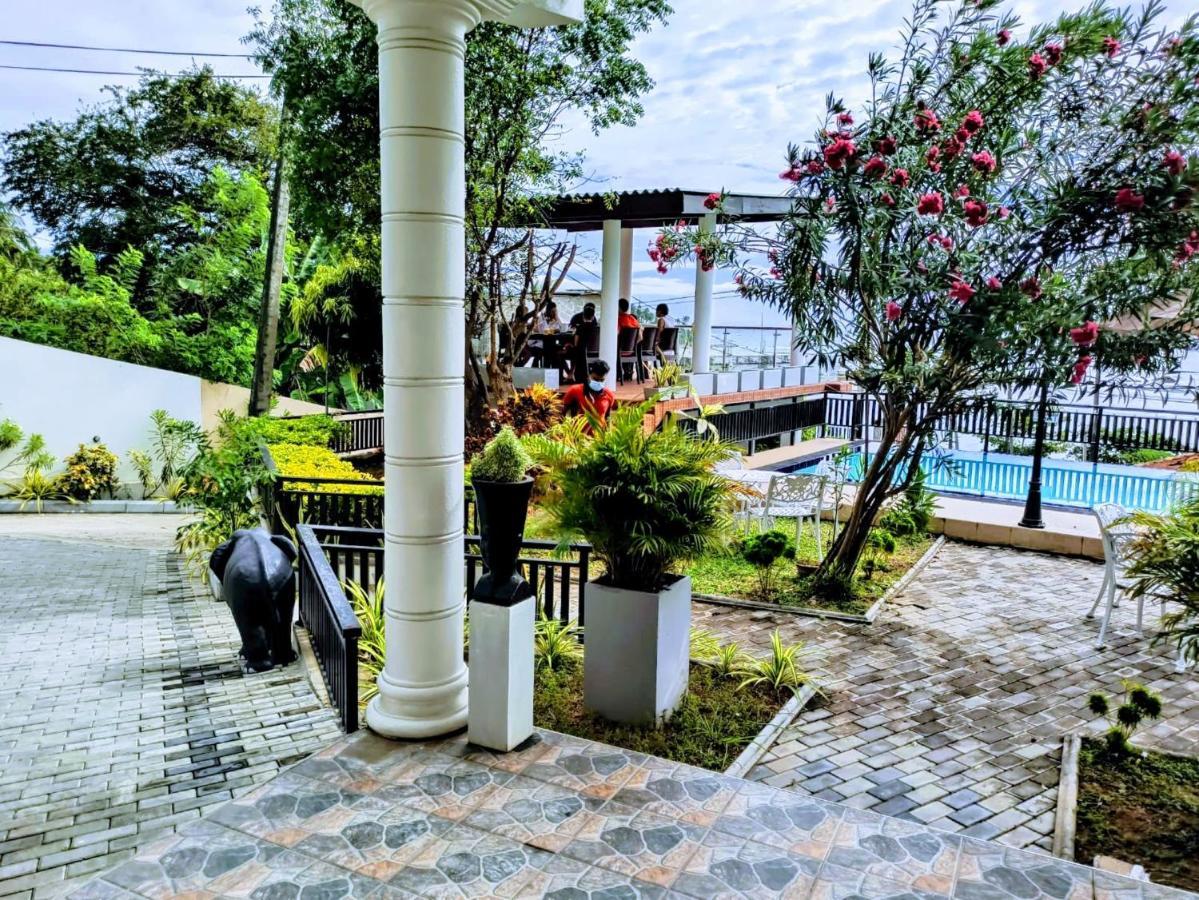 Queens Beach Hotel Tangalle Exteriér fotografie